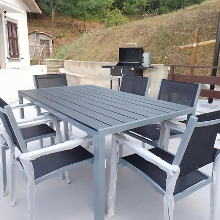 Nidus Apartament Aulla